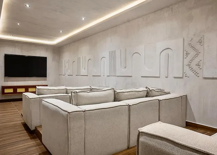 Holiday home Narai 2br Rooftop Pool & Jacuzzi *